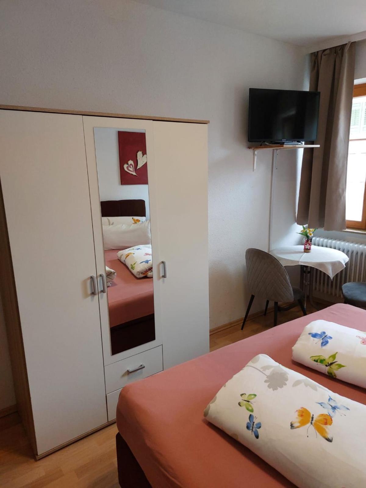 Schwabenstuben Doppelzimmer Meersburg Exterior photo
